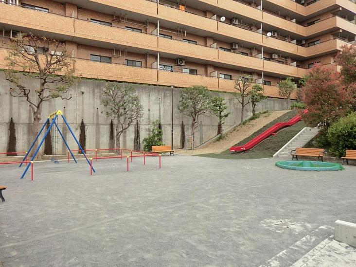 ニッコーハイツ菊名-21-公園