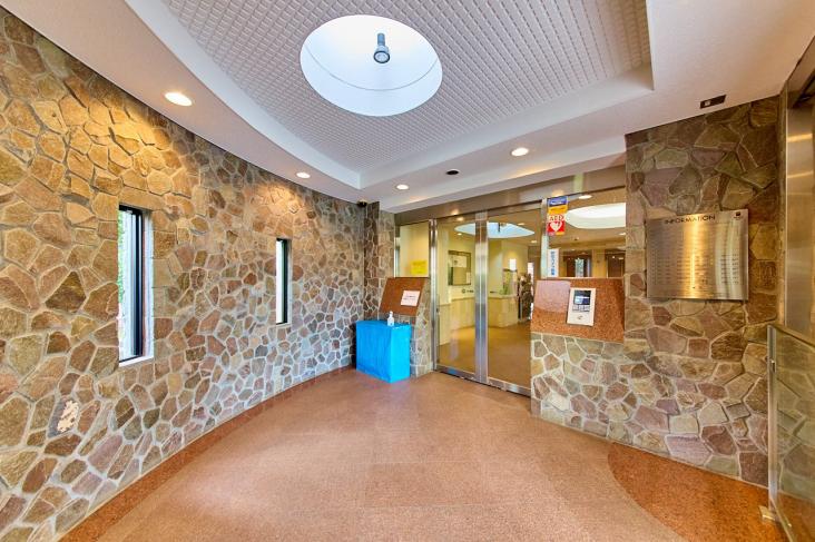 ナイスパークステイツ横濱鶴見-8-エントランス