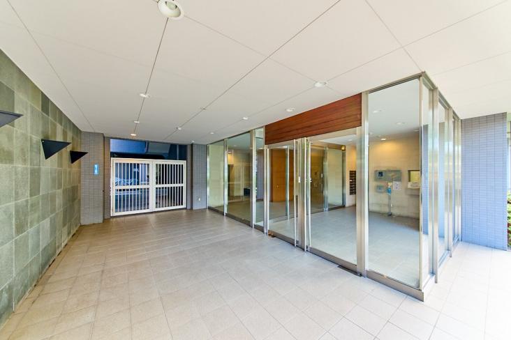 ドエル横浜鶴見-15-エントランス