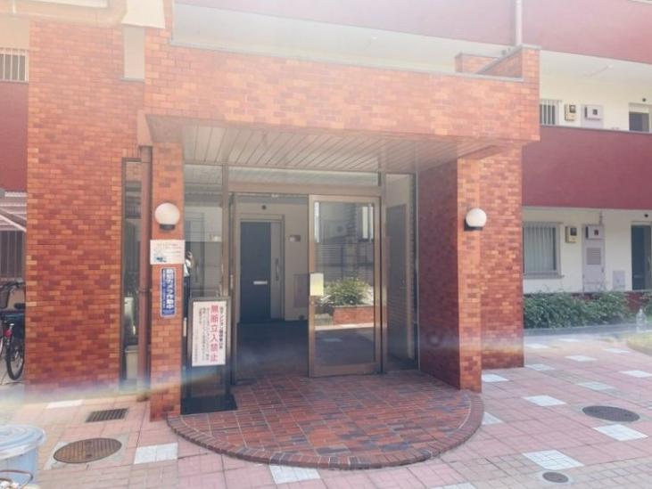 シャンボール生麦-11-エントランス