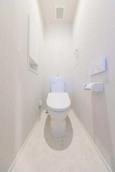 横浜市鶴見区馬場二丁目戸建-10-トイレ