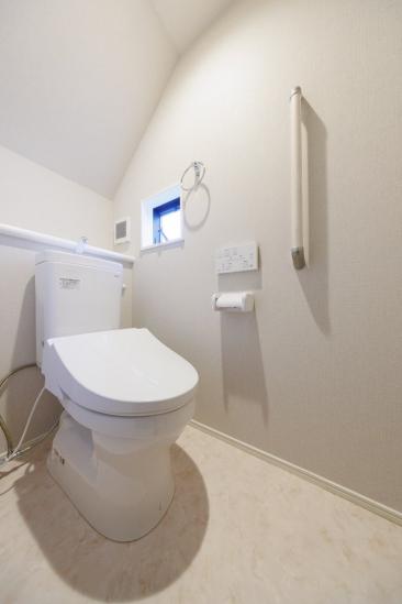 横浜市鶴見区馬場二丁目戸建-15-トイレ