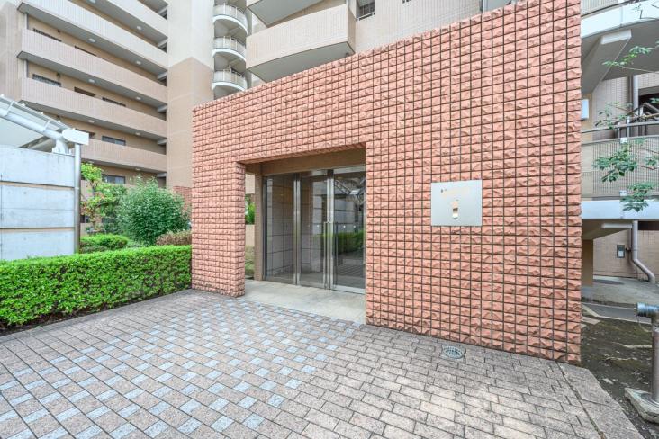 ジェネシティ西棟-3-エントランス