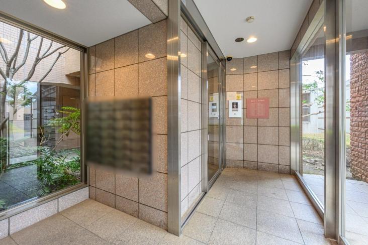 ジェネシティ西棟-4-エントランス