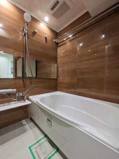 サウザンドシティ1番館-23-バス