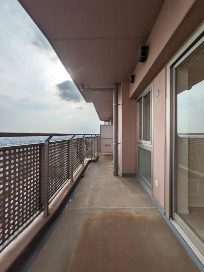 サウザンドシティ1番館-37-バルコニー