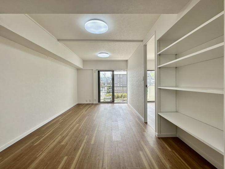 カサベルダ向ヶ丘-2-リビング