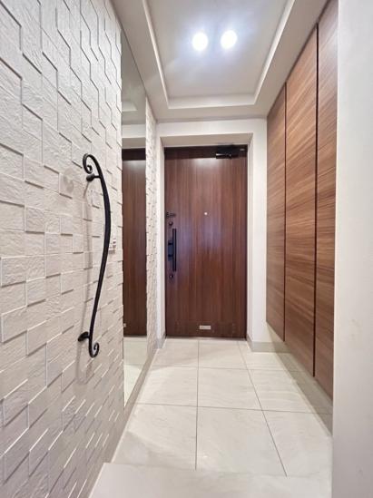 ドレッセＷＩＳＥたまプラーザ-6-玄関