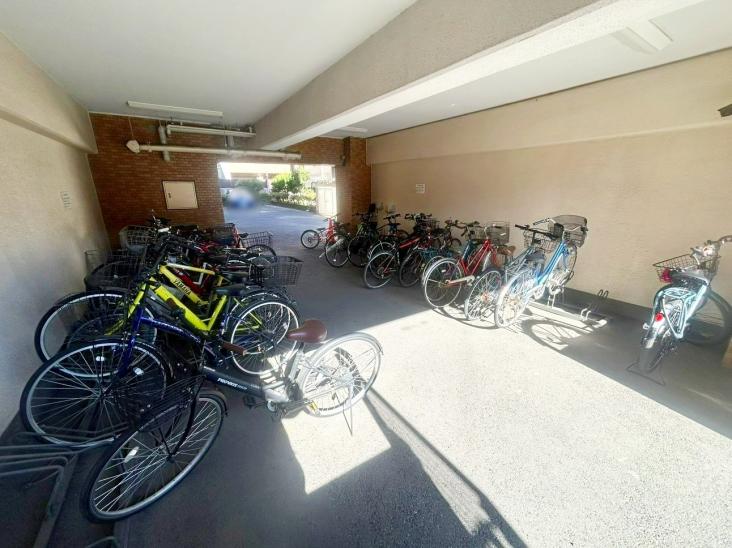 ライオンズマンション高津-6-駐車場