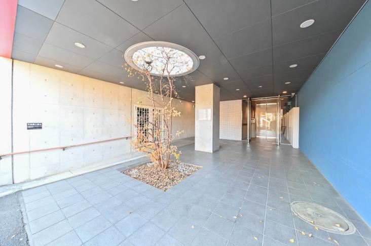 ディナ・スカーラ百合ヶ丘-4-エントランス