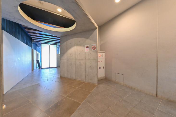 ディナ・スカーラ百合ヶ丘-6-エントランス