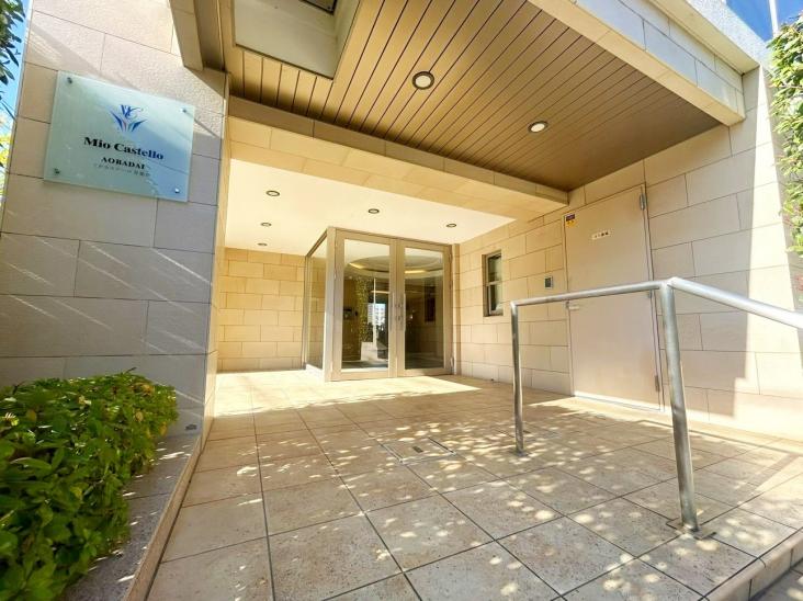 ミオカステーロ青葉台-10-エントランス