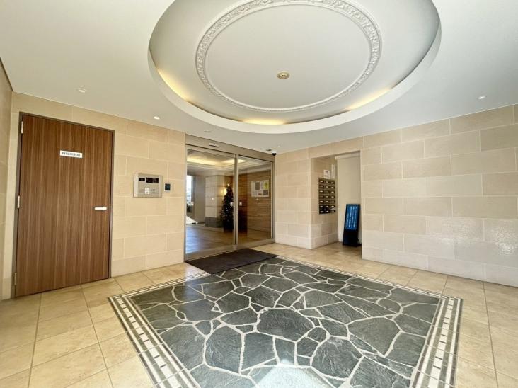 ミオカステーロ青葉台-11-エントランス