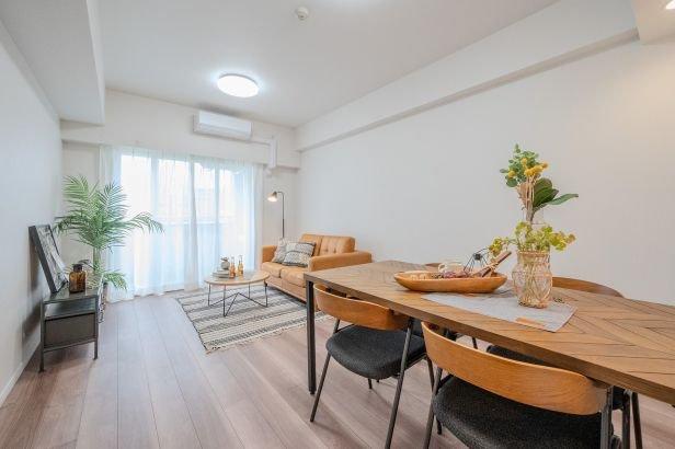 リブゼディライトステージ-0-リビング