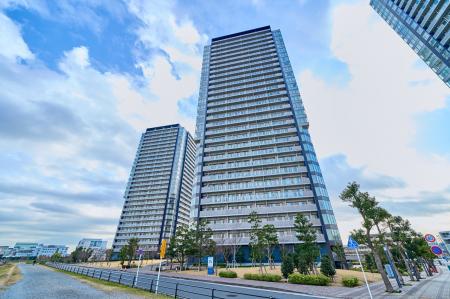 リヴァリエ　B棟