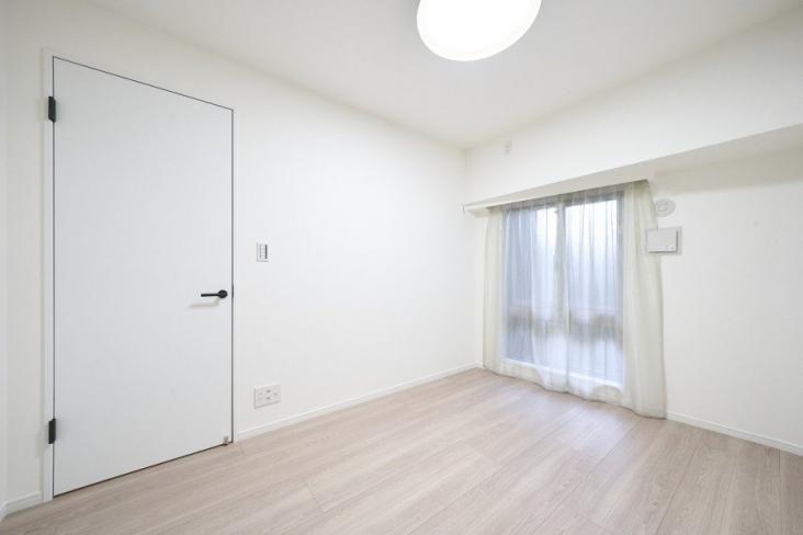 ナイスアーバンスクエア新川崎エアリーコート-5-室内