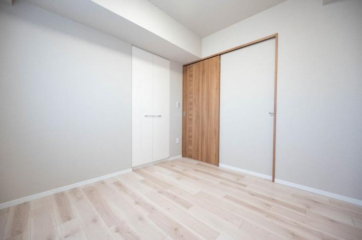 シャリエ川崎大師-4-室内