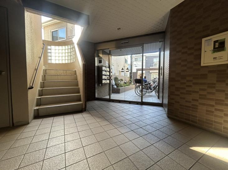 ロイヤルステージ日吉-4-エントランス