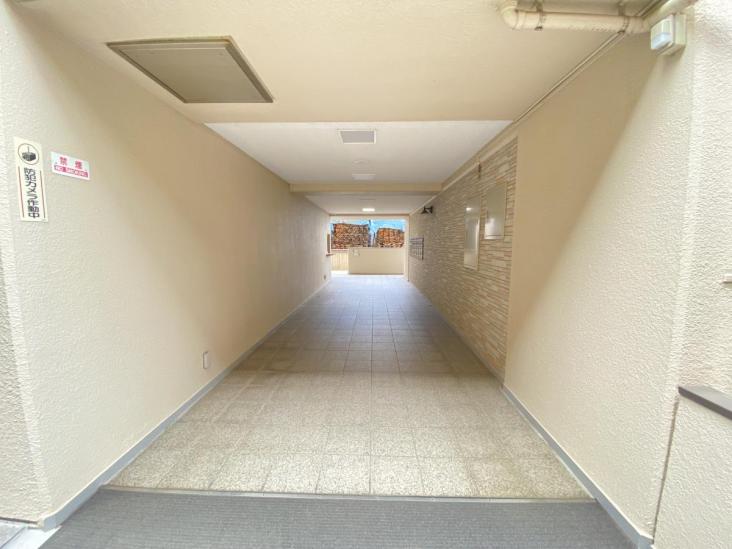 ライオンズマンション川口本町-12-エントランス