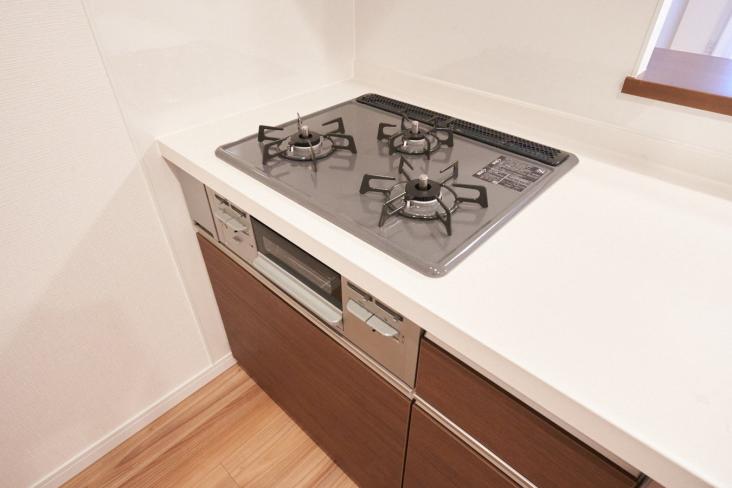 ローヤルシティ川口幸町-14-キッチン