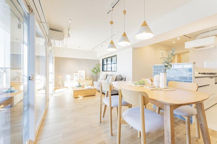 コープ野村南浦和６１-2-リビング