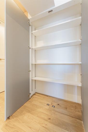 コープ野村南浦和６１-14-収納