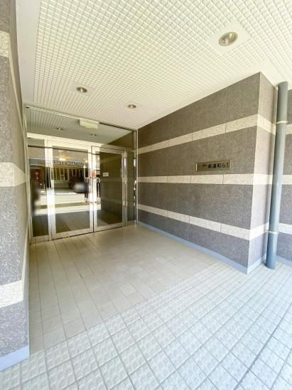 コープ野村南浦和６１-19-エントランス