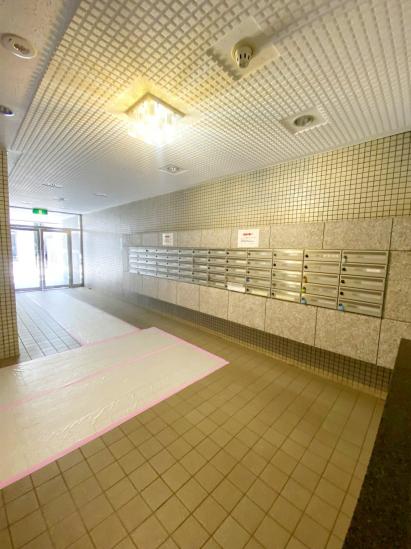 コープ野村南浦和６１-22-エントランス