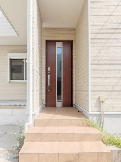 川口市桜町六丁目戸建-4-玄関