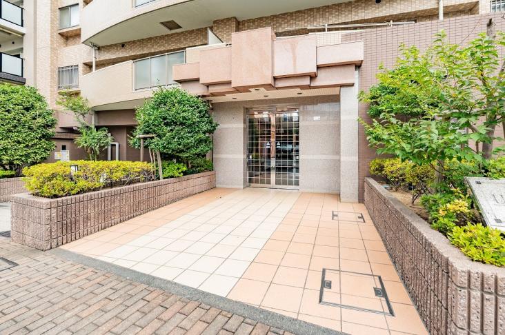 ローヤルシティ浦和岸町-19-エントランス