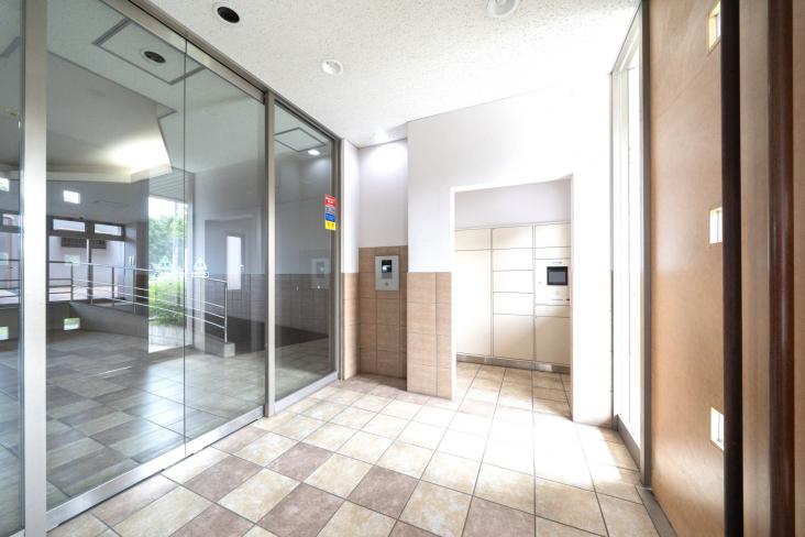 レクセルアベニュー東浦和-13-エントランス