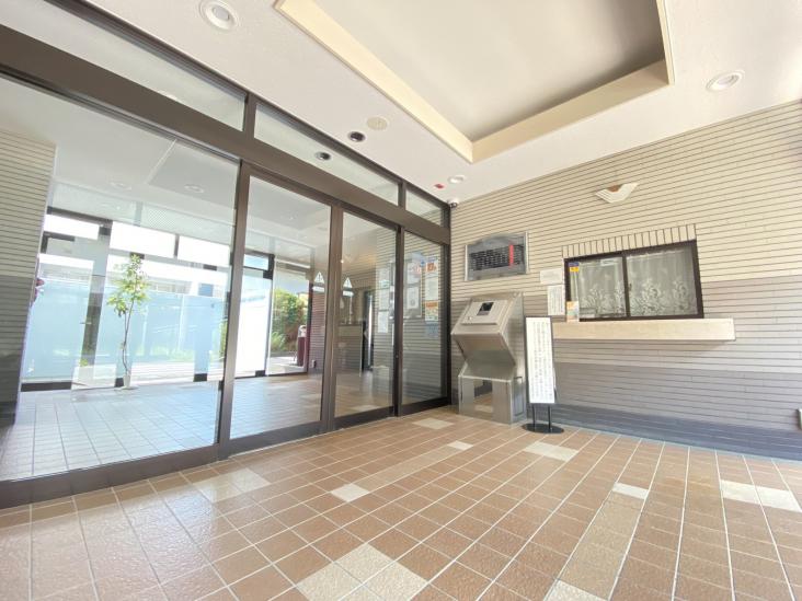 ライオンズシティ浦和常盤-3-エントランス