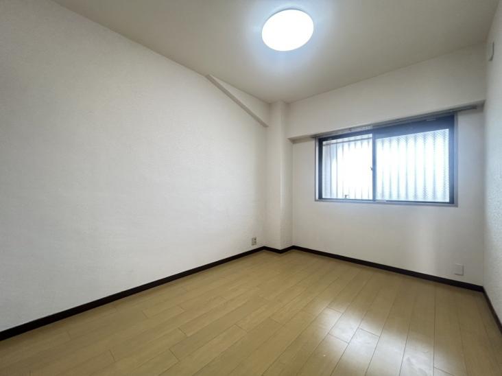 エクレール東川口-7-室内