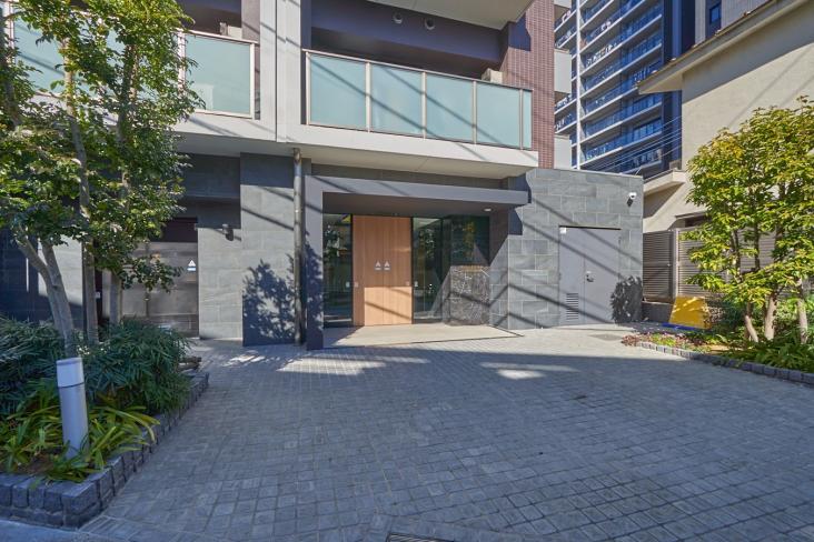 ウィルレーナ浦和常盤-9-エントランス