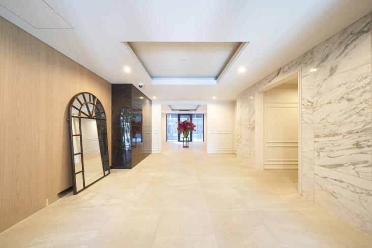 ウィルレーナ浦和常盤-11-エントランス