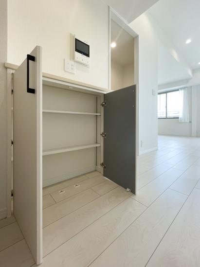 東急ドエル・スカイマークタワー川口-6-収納