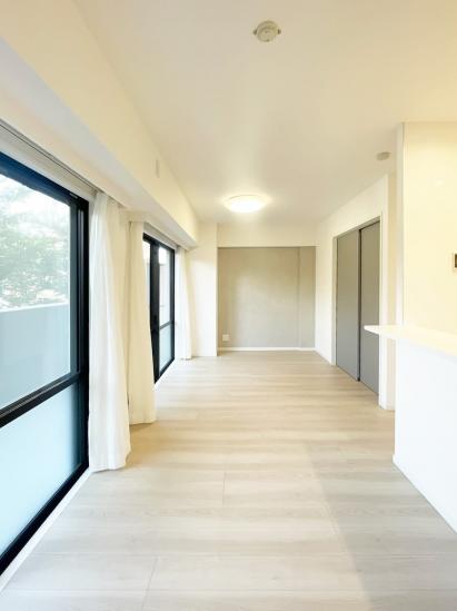 ヒューマンスクエア武蔵浦和-4-リビング