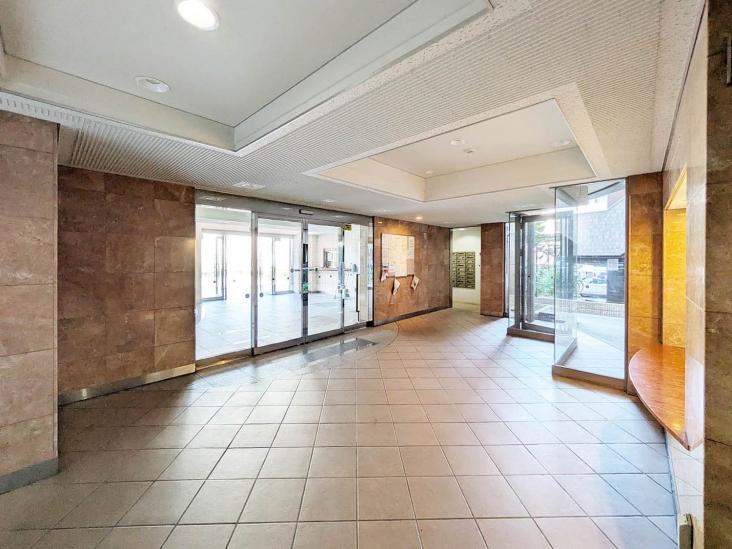 レーベンハイム戸田公園アクアシティ-39-エントランス