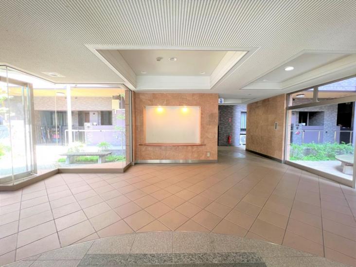 レーベンハイム戸田公園アクアシティ-44-ロビー