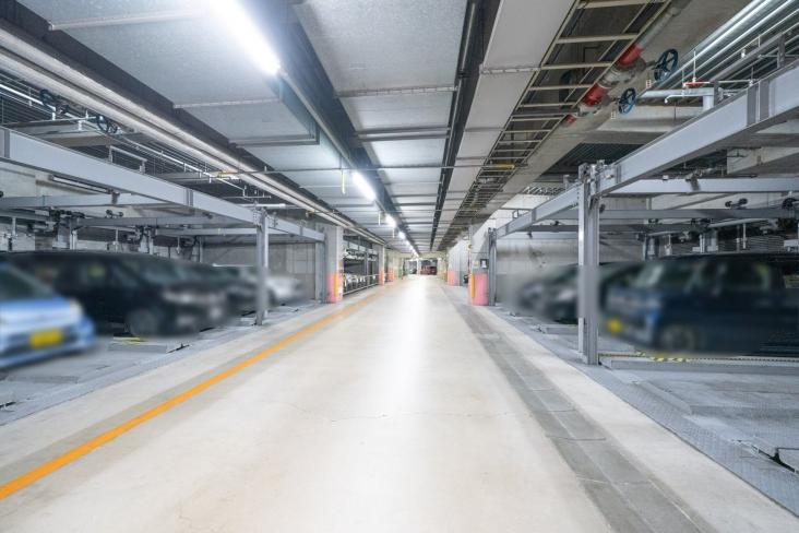 ラムザタワー-24-駐車場