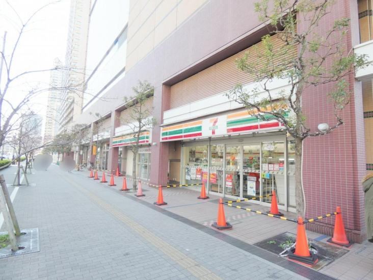 オーベル川口本町-16-コンビニ