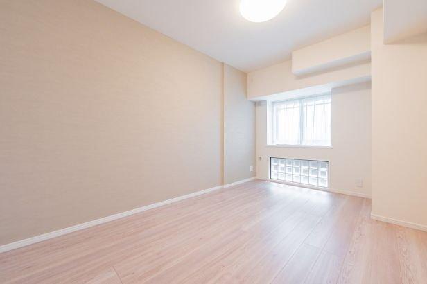 ライオンズガーデン西川口-4-室内