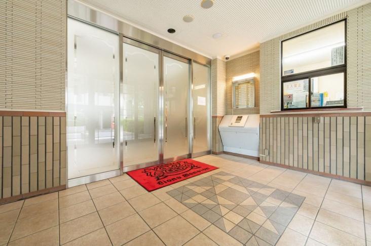 ライオンズガーデン西川口-16-エントランス