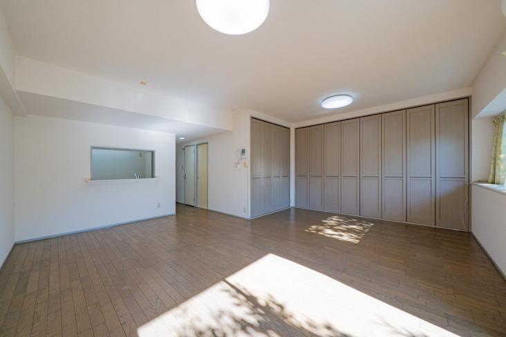 ハイラーク戸田公園-4-リビング