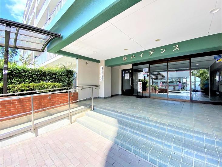 蕨ハイデンス-3-エントランス