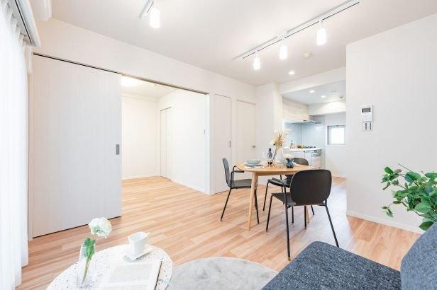 ライフピア与野ステーションサイド-2-リビング