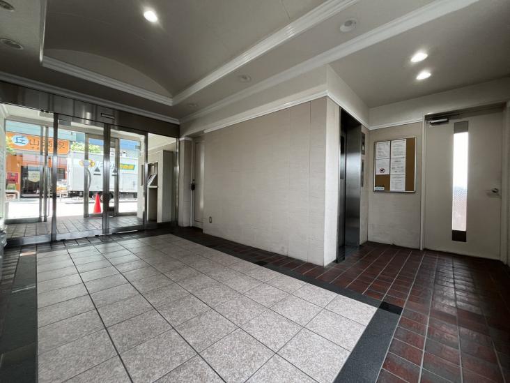 ライフピア与野ステーションサイド-26-エントランス