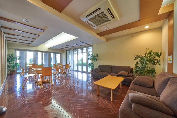 ローレルコート川口-3-ロビー