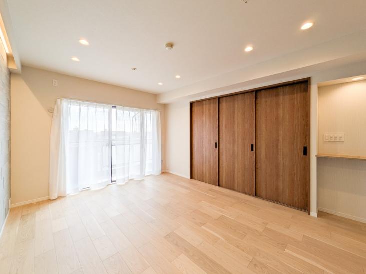 ゼファー武蔵浦和-2-リビング