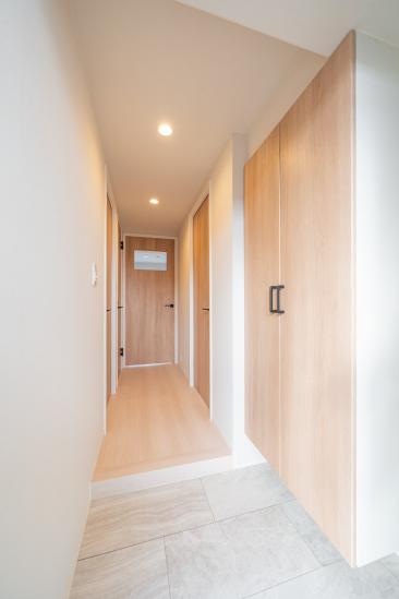 ソフィア東川口-11-玄関